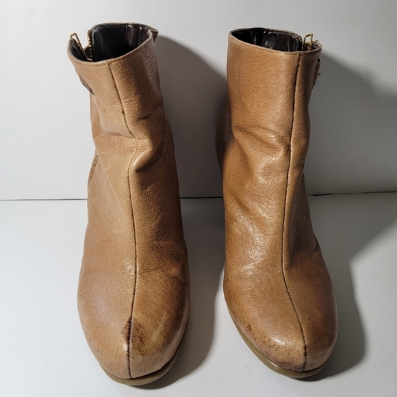 Chinese Laundry VERY BEST Women's Platform Wedges Distressed Ankle Boots Sz 7.5 - Picture 2 of 9